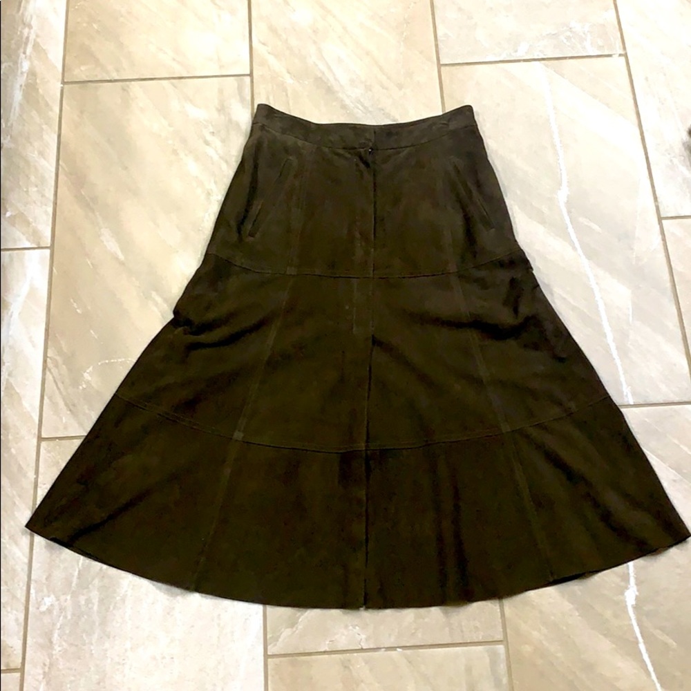 Gorgeous Oliver color leather skirt
